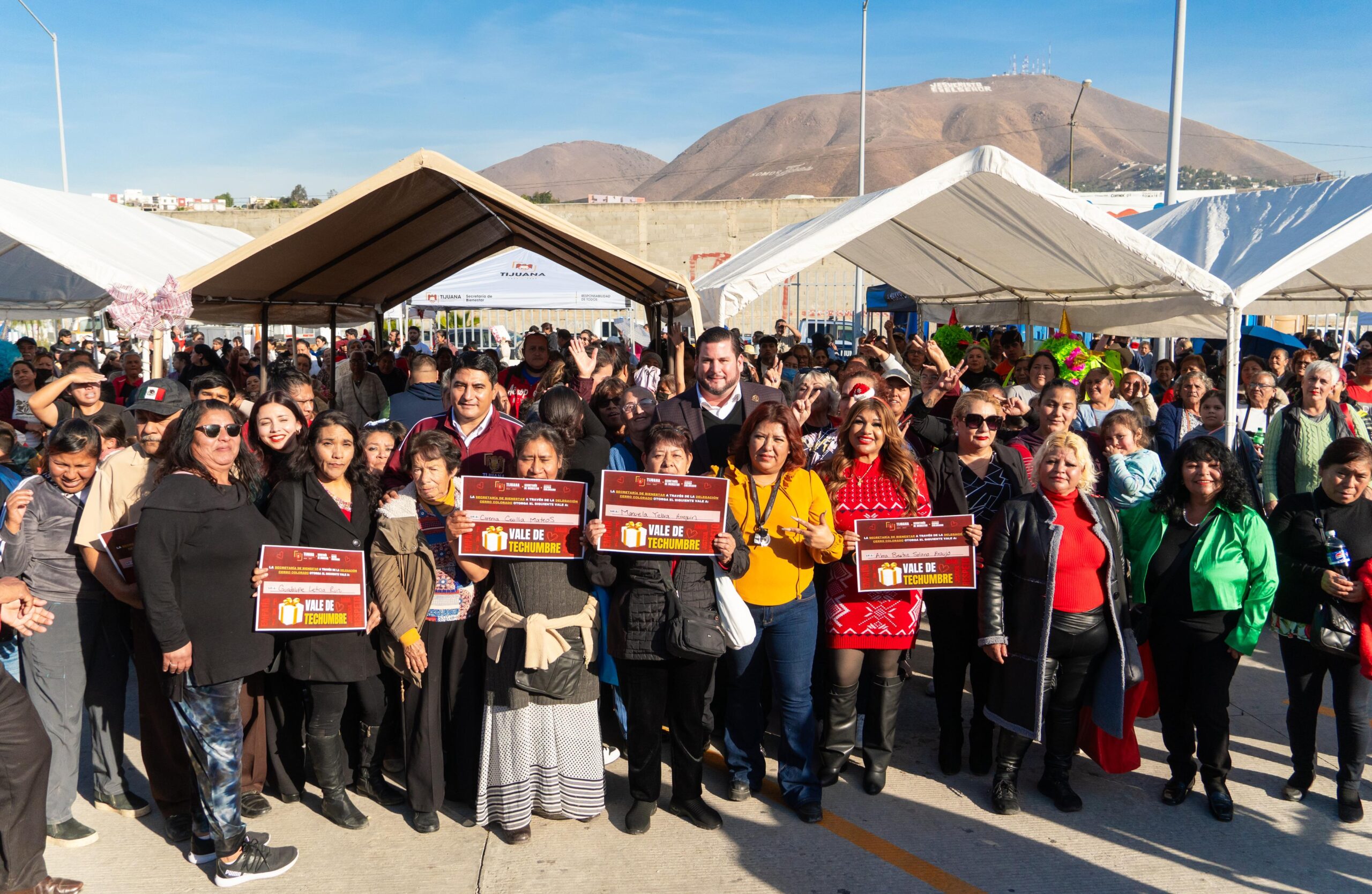 CELEBRA ALCALDE ISMAEL BURGUEÑO POSADA NAVIDEÑA EN LA DELEGACIÓN CERRO COLORADO