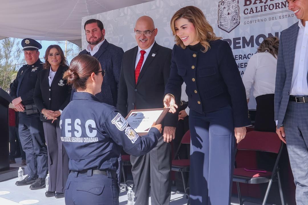 ENCABEZA GOBERNADORA MARINA DEL PILAR LA GRADUACIÓN DE 130 NUEVOS POLICÍAS EN BAJA CALIFORNIA