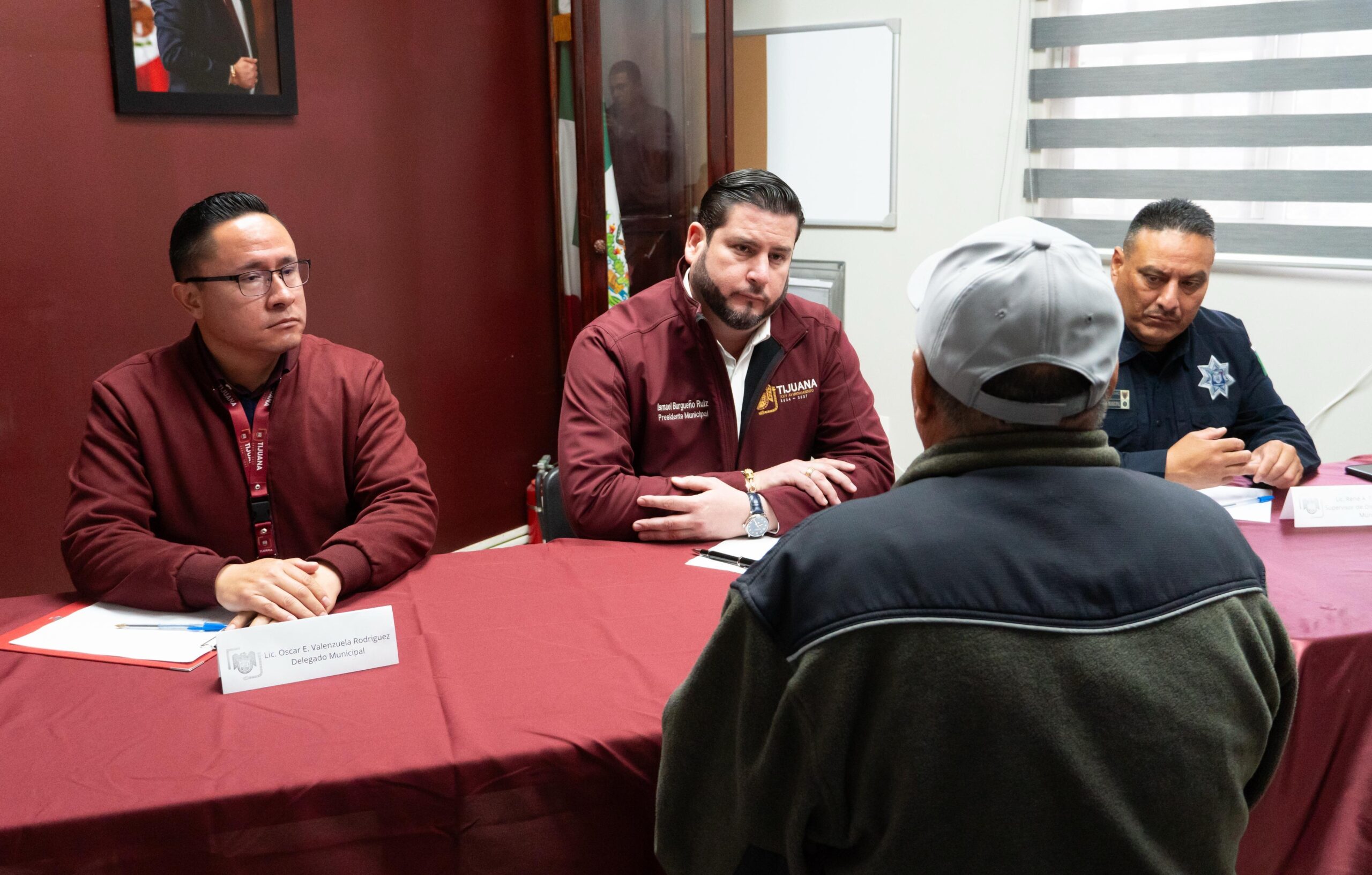 Atiende presidente municipal Ismael Burgueño a residentes de La Presa Este durante ‘Miércoles de Delegación’