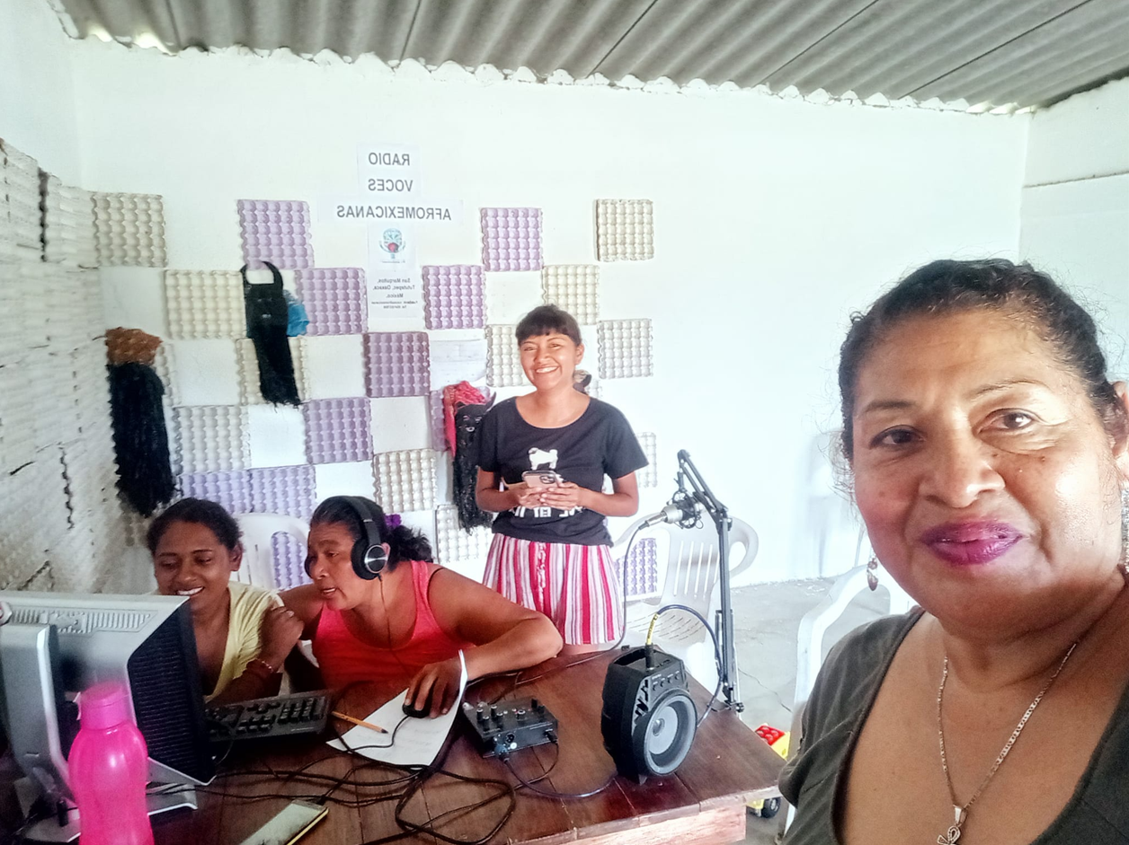 Conoce a la radio que amplifica y empodera las voces afromexicanas