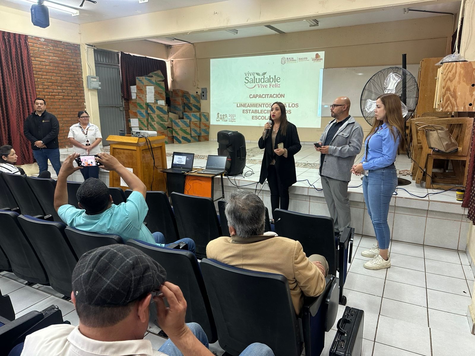 CAPACITAN A CAFETERÍAS ESCOLARES DE ROSARITO COMO PARTE DEL PROGRAMA “VIVE SALUDABLE, VIVE FELIZ”