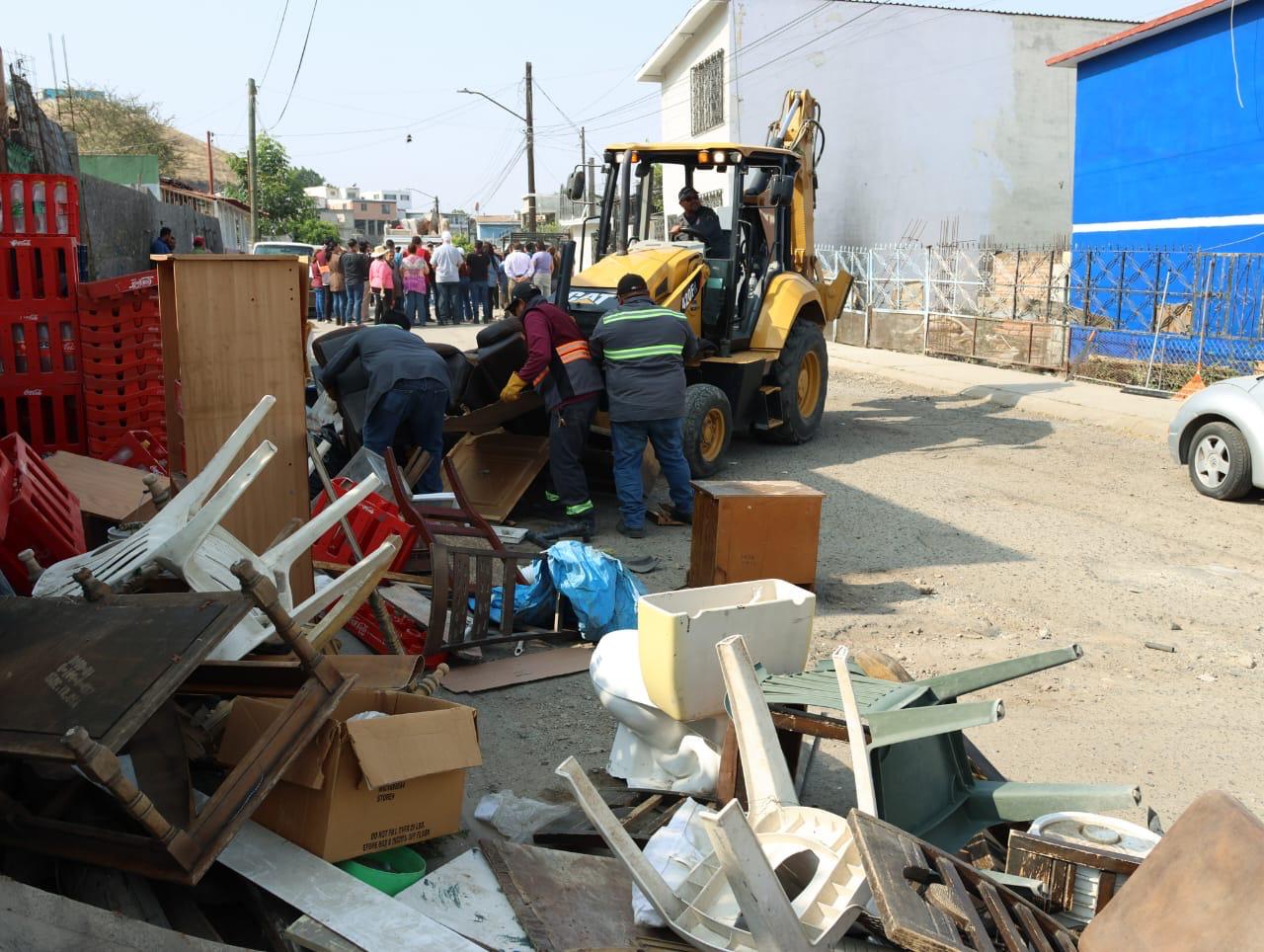 Lleva Gobierno Municipal programa ˈTijuana Ciudad Limpia’ a las colonias Capistrano, Colas del Matamoros y Maclovio Rojas