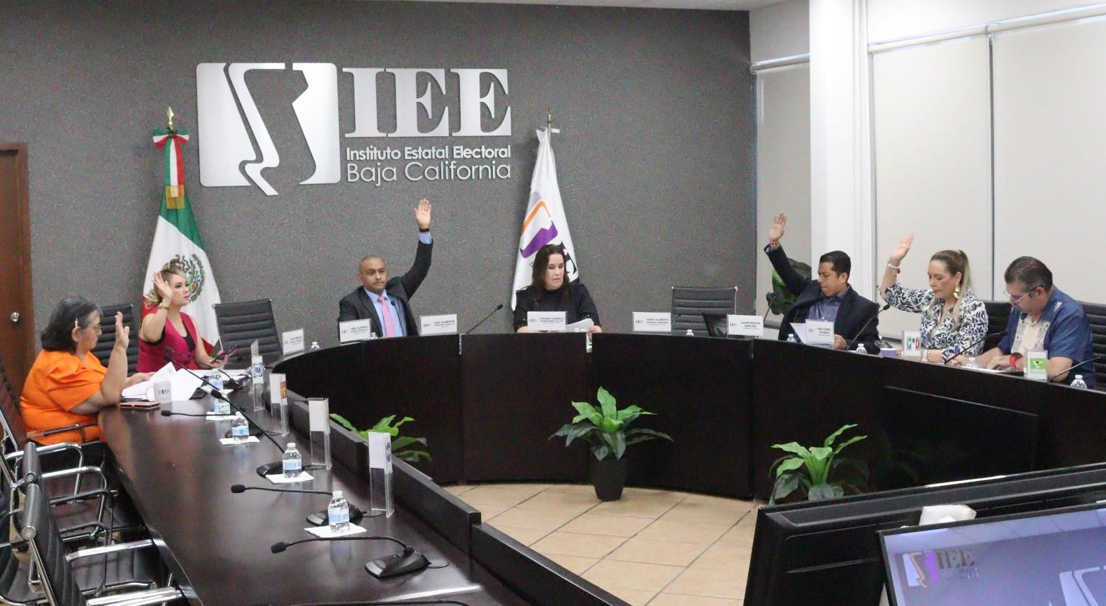 AVALA IEEBC AMPLIACIÓN DE PLAZO PARA DICTAMINAR RESPECTO A PLEBISCITO