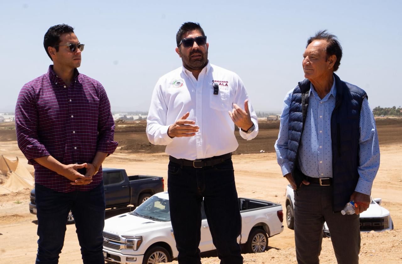 Exige Armando Ayala reubicar la planta de tratamiento que contamina el Estero de San José del Cabo