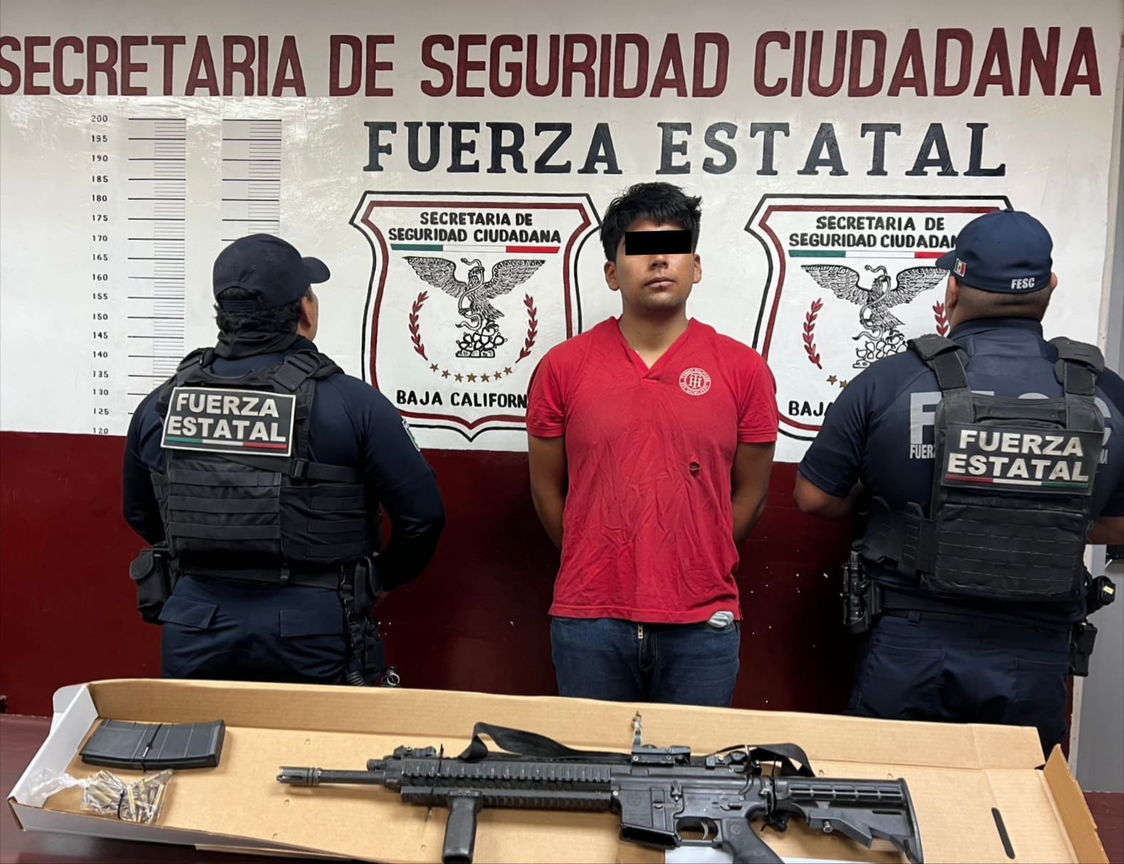 FUERZA ESTATAL DETIENE A HOMBRE ARMADO EN POBLADO DE LA RUMOROSA