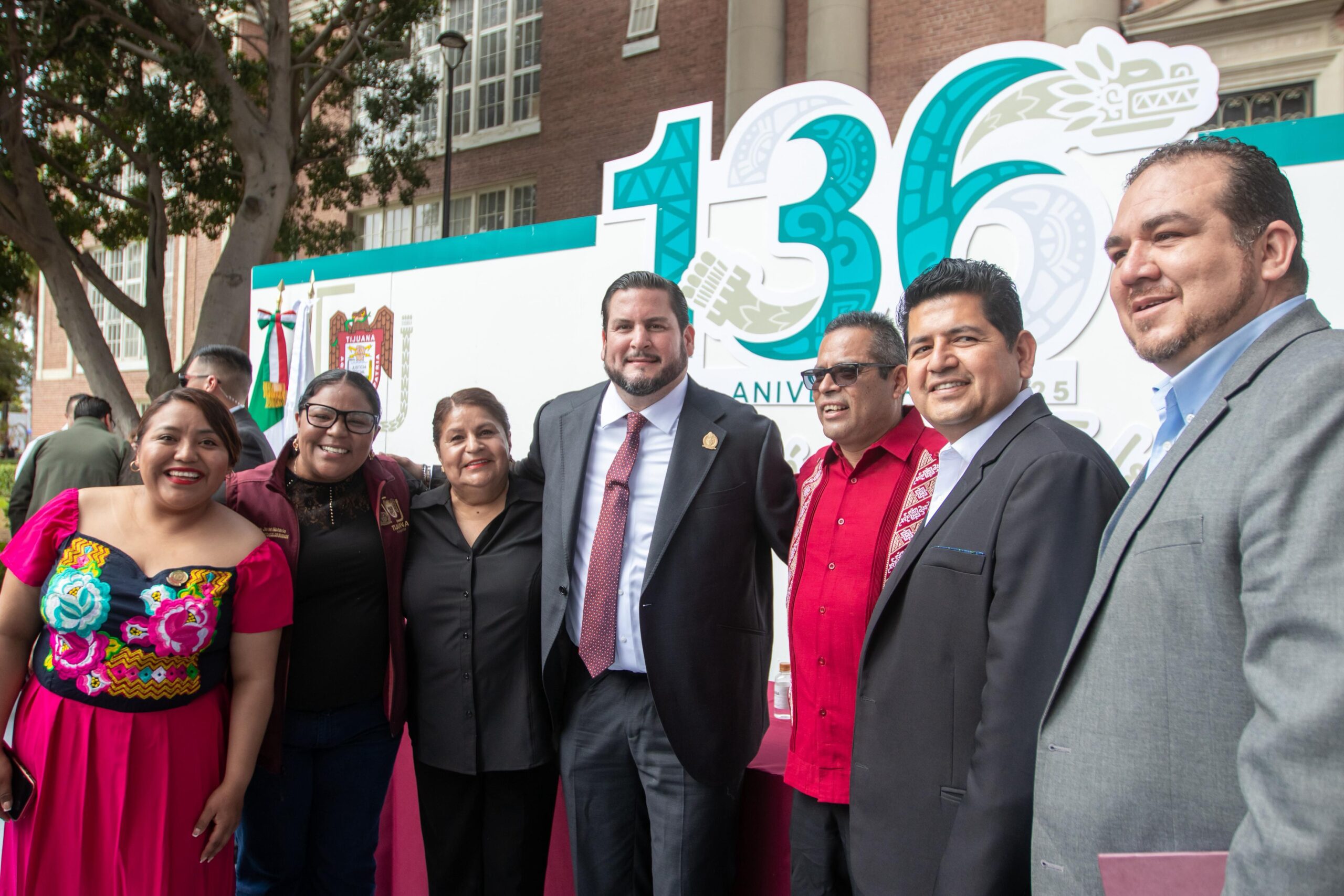 Rinde Gobierno de la Ciudad homenaje a Tijuana por el 136 Aniversario de su fundación