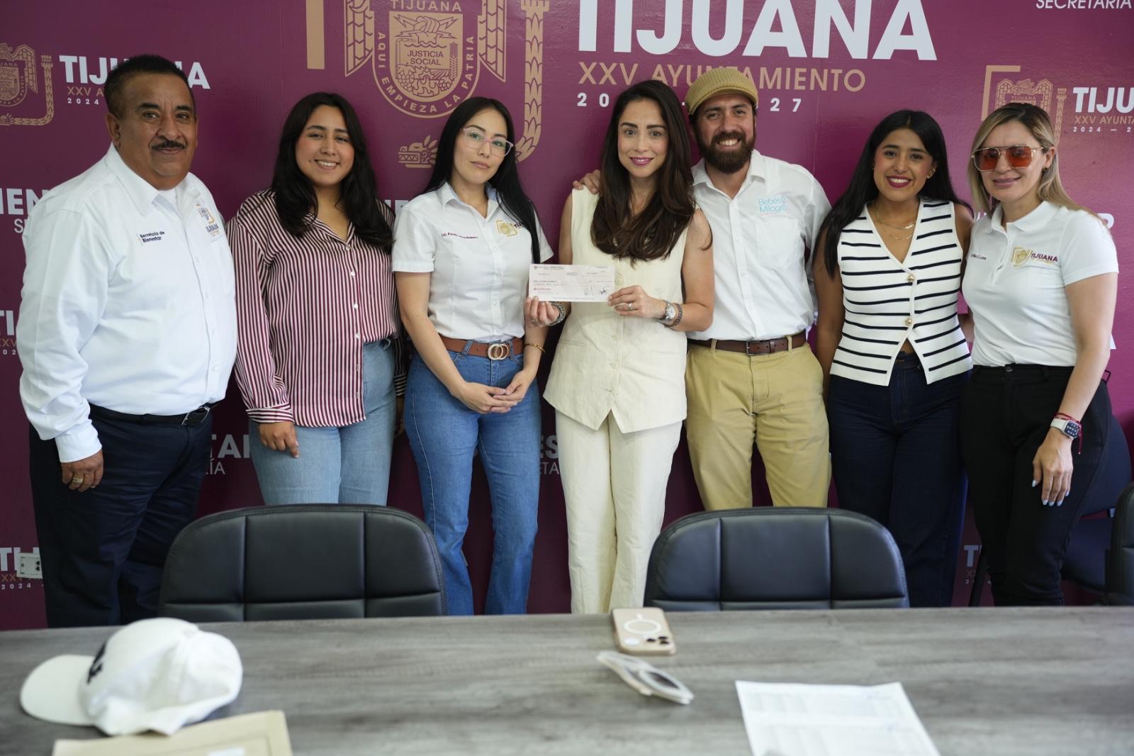 Otorga XXV Ayuntamiento de Tijuana apoyo económico a Asociacion Civil Milagro de México