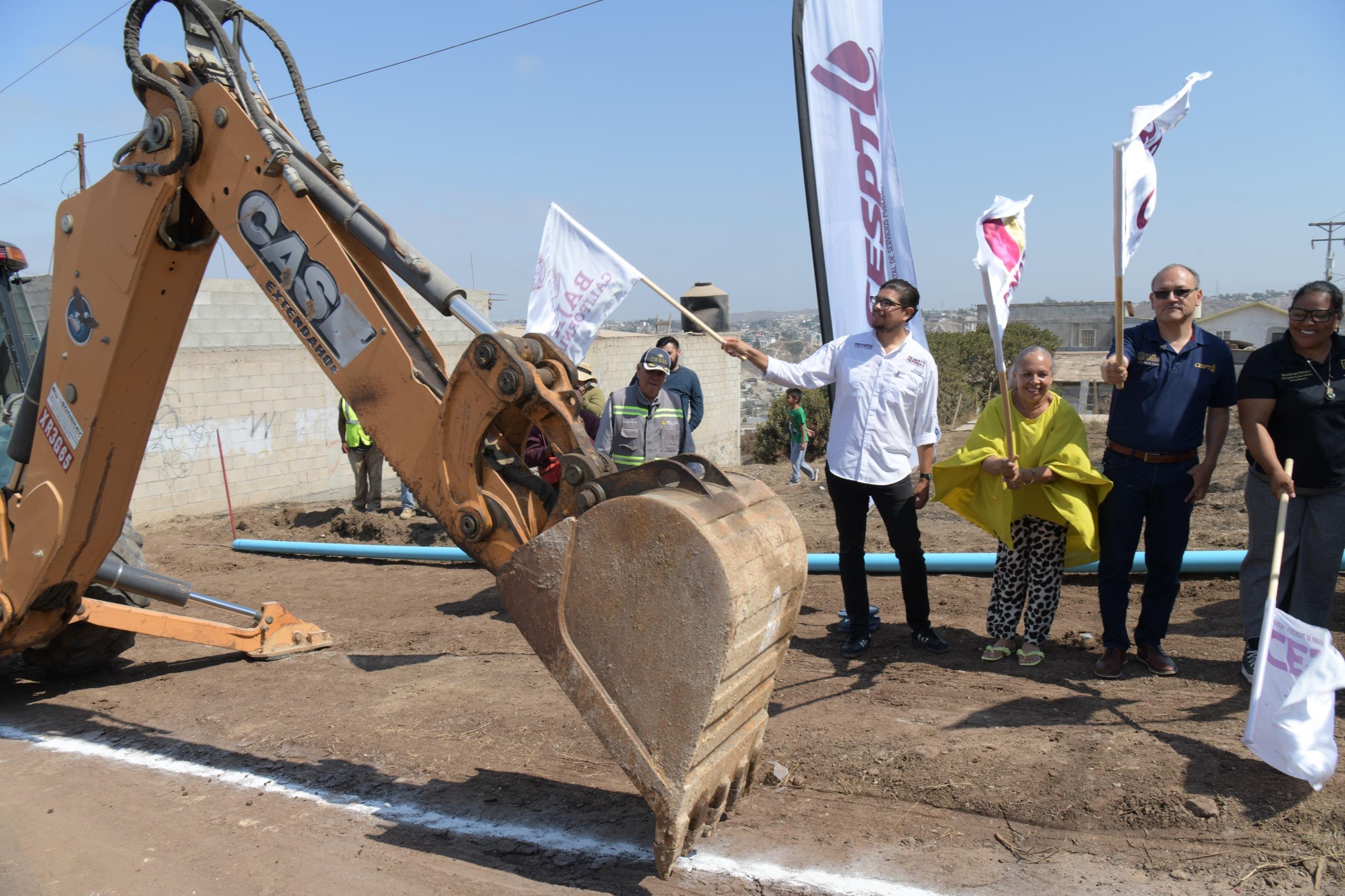 DA CESPT BANDERAZO DE ARRANQUE DE OBRA DE AGUA POTABLE EN LOS FRACCIONAMIENTOS BONILLA Y HACIENDA SAN MARTÍN