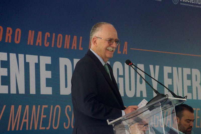 Hay que producir más comida con menos agua: secretario de AGRICULTURA, Julio Berdegué