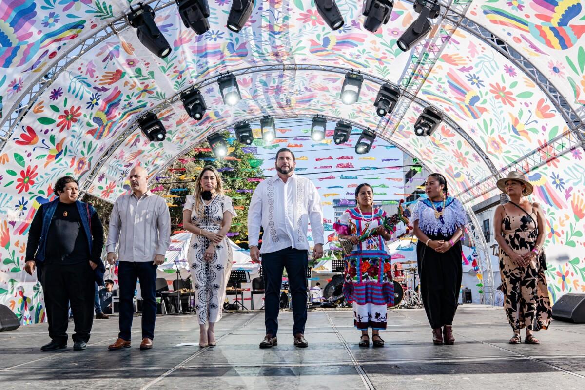 Inaugura Ismael Burgueño el Festival Binacional en Representación de la Guelaguetza 2025 en Tijuana