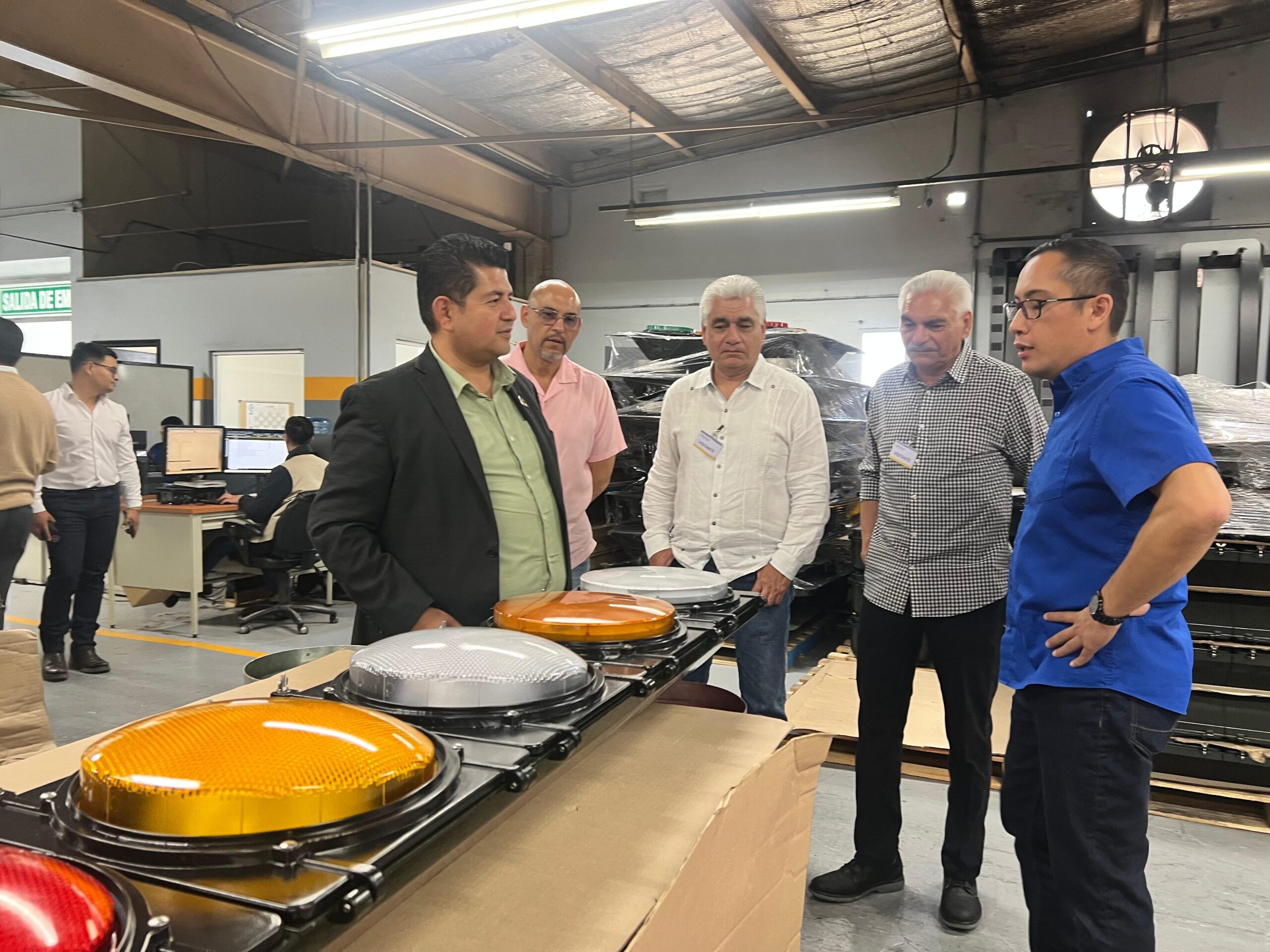 Personal de movilidad urbana es capacitado para brindar un mejor servicio