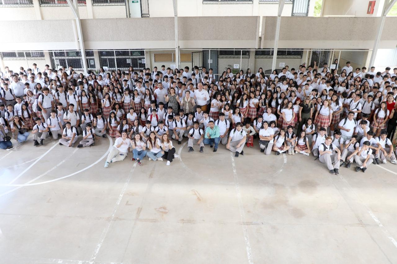 Recibe Gobierno a más de 10 mil jóvenes de nuevo ingreso en Cecyte