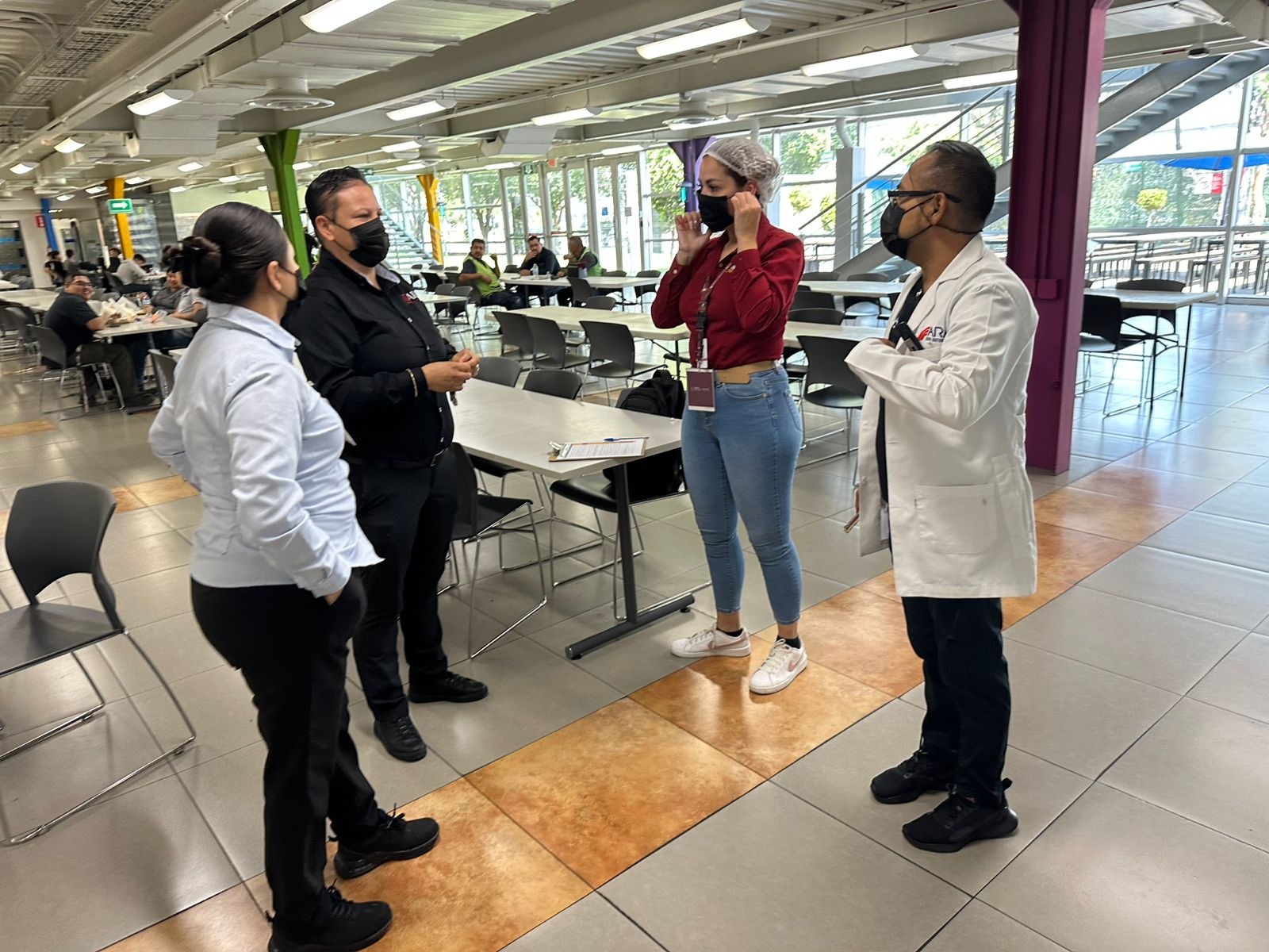 REALIZAN ACCIONES PREVENTIVAS EN COMEDORES INDUSTRIALES PARA EVITAR RIESGOS DE INTOXICACIONES ALIMENTARIAS