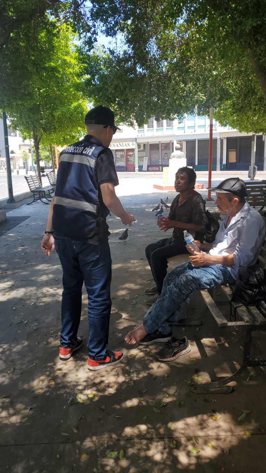 Brinda Ayuntamiento de Hermosillo asistencia a personas ante récord de temperatura