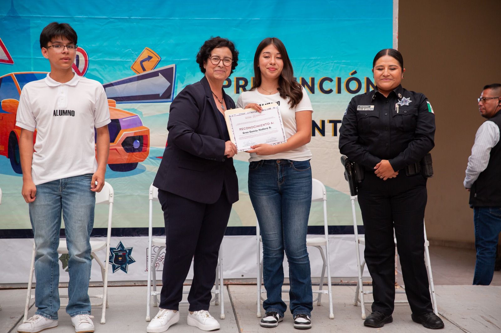 Rocio Adame reconoce la labor preventiva de la Policía Municipal de Playas de Rosarito en “Prevención al Volante”