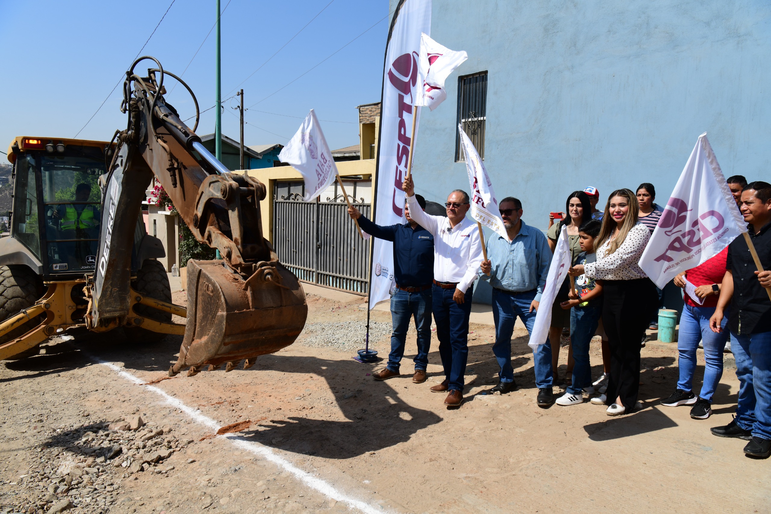Arranca CESPT obra de drenaje sanitario en Granjas Familias Unidas