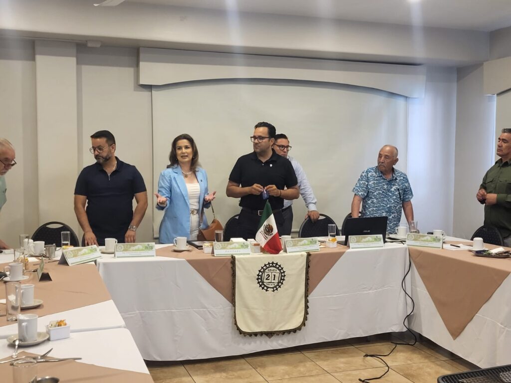 INVITA GRUPO 21 A CAMBIO DE DIRECTIVA ESTE 30 DE AGOSTO