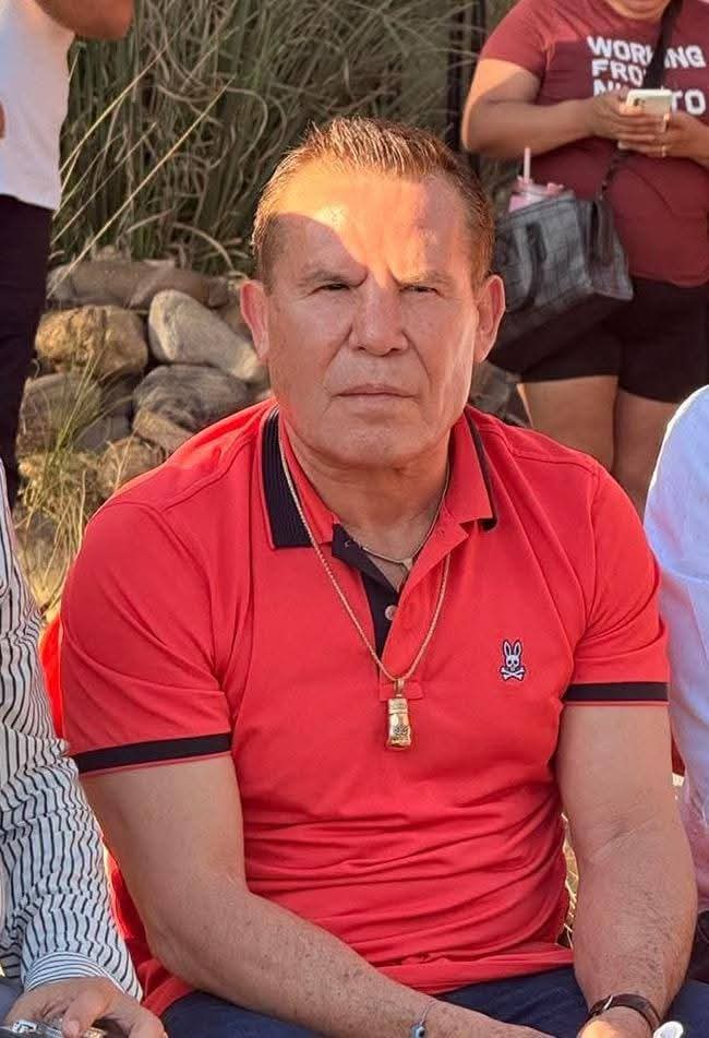 AL BOXEADOR JULIO CÉSAR CHÁVEZ,LE GUSTÓ MUCHO SU ESTATUTA, QUÉ YA PIDIÓ OTRA PARA CULIACÁN