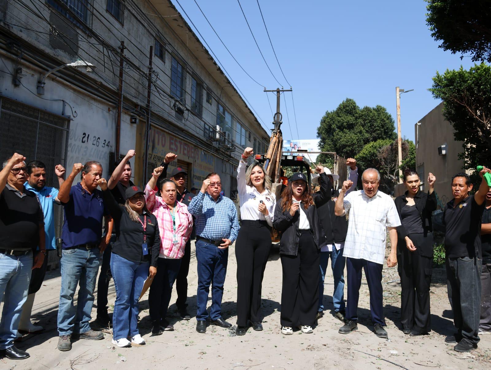 Mejora XXV Ayuntamiento de Tijuana imagen urbana en varias colonias de la ciudad