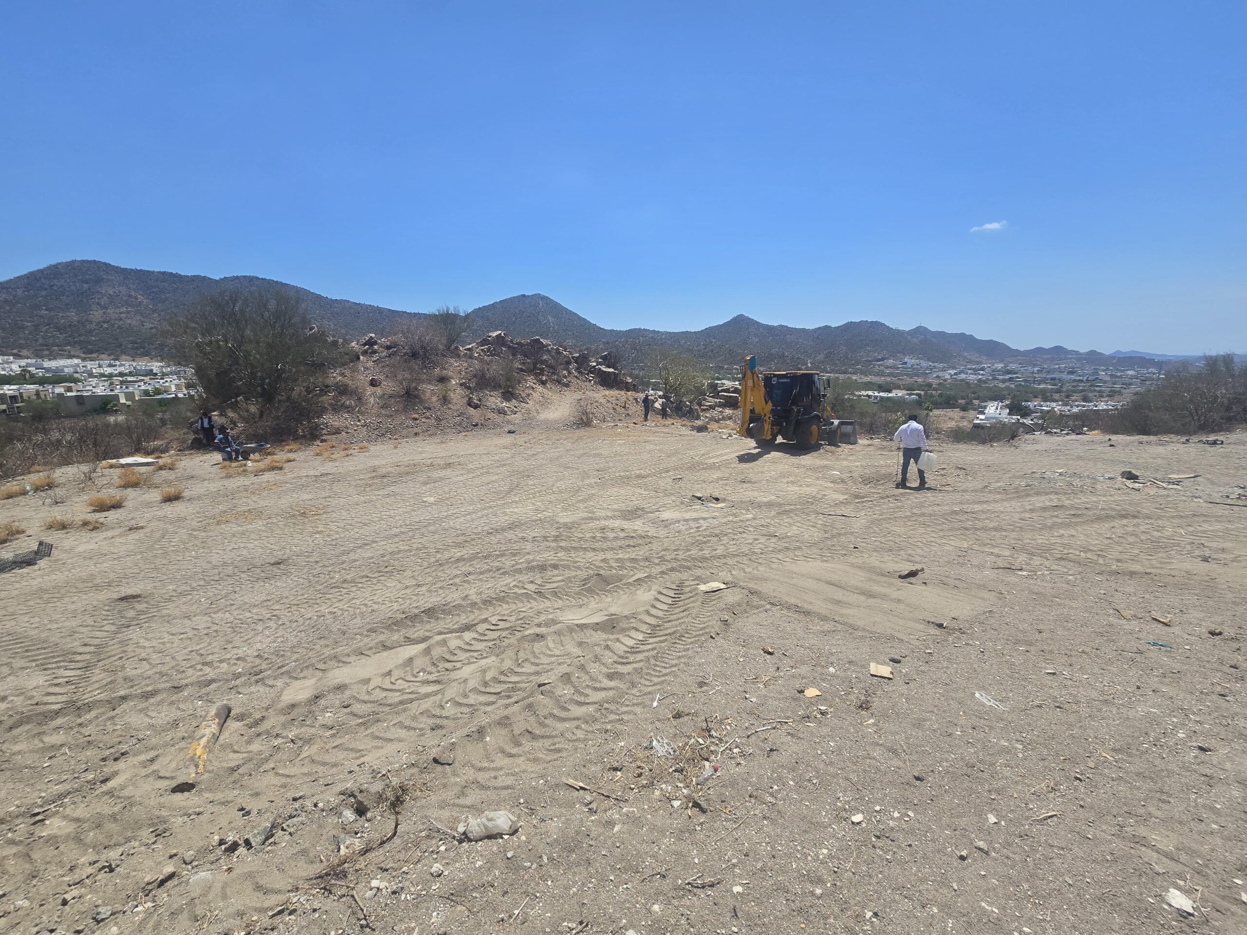 Recupera Ayuntamiento de Hermosillo predio ocupado de manera irregular en el Cerro Johnson