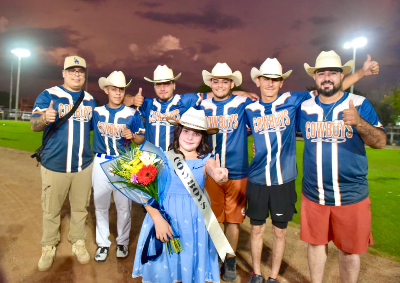 Inaugura Gobierno Municipal el Torneo de Softbeis de la Liga Ejidal Oriente en La Victoria
