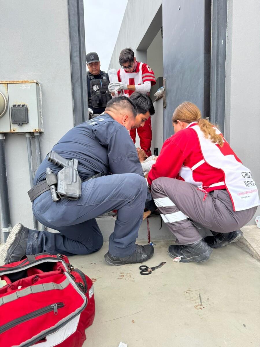 FUERZA ESTATAL SALVA VIDA DE CIUDADANO EN ACCIDENTE LABORAL