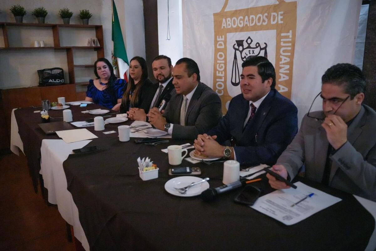 DESAPRUEBAN DESDE COLEGIO DE ABOGADOS USO DE FORMATOS QUE SUPLA EL EJERCICIO DE LA ABOGACÍA
