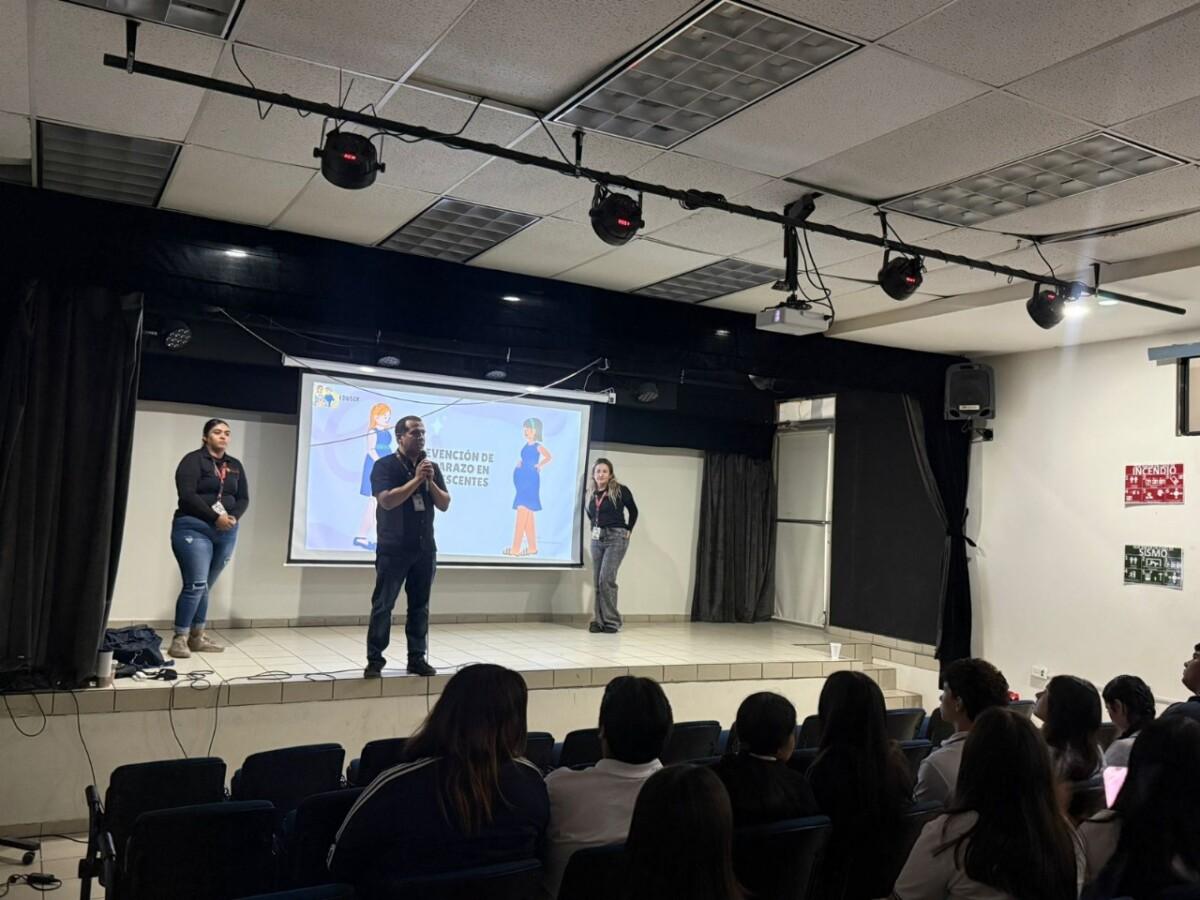 SE BENEFICIAN MÁS DE 2500 ESTUDIANTES CON PLÁTICAS DE EDUCACIÓN SEXUAL