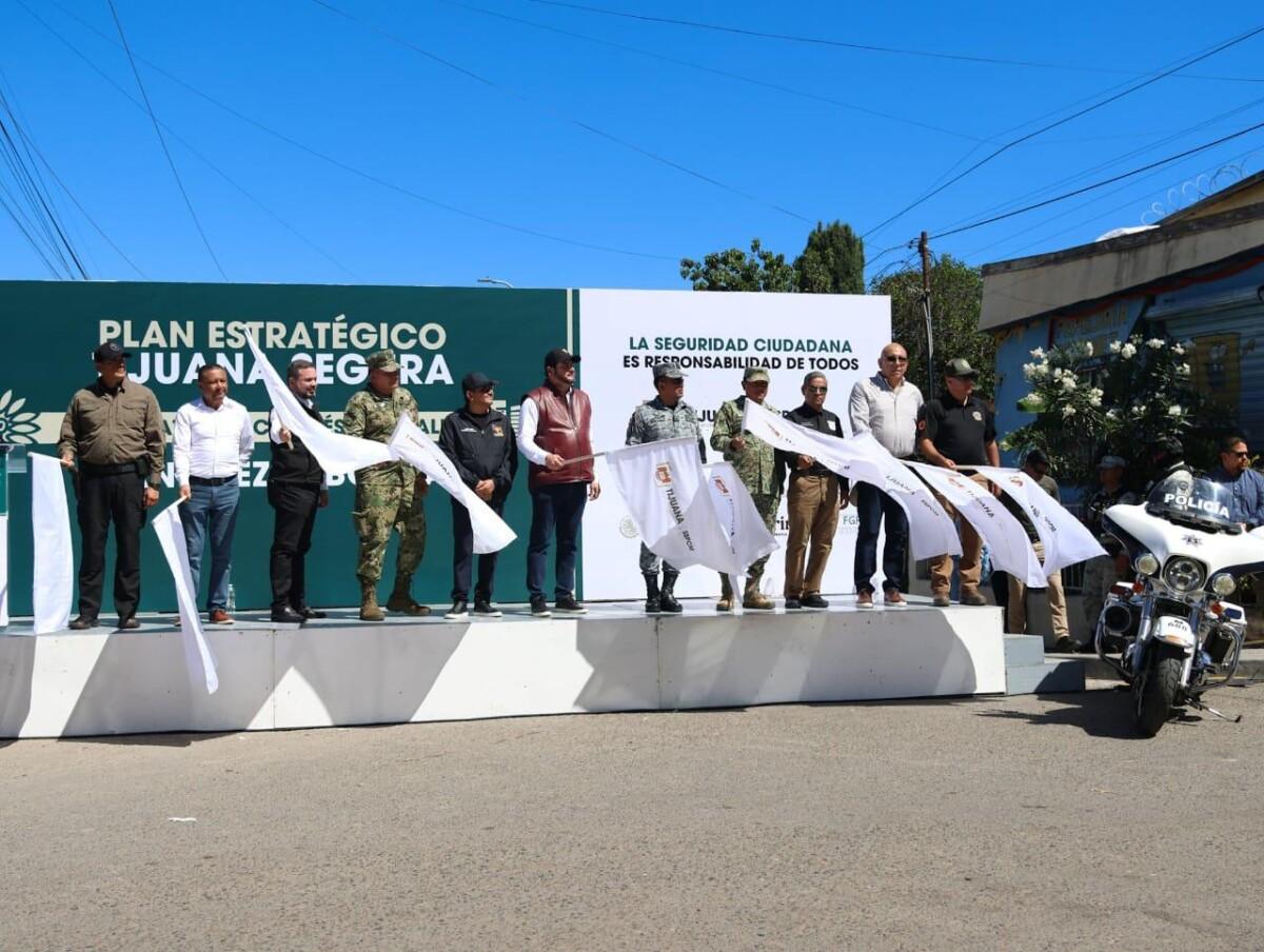 Acerca Gobierno de Ismael Burgueño apoyos y servicios a la colonia Lázaro Cárdenas con la Jornada de Bienestar