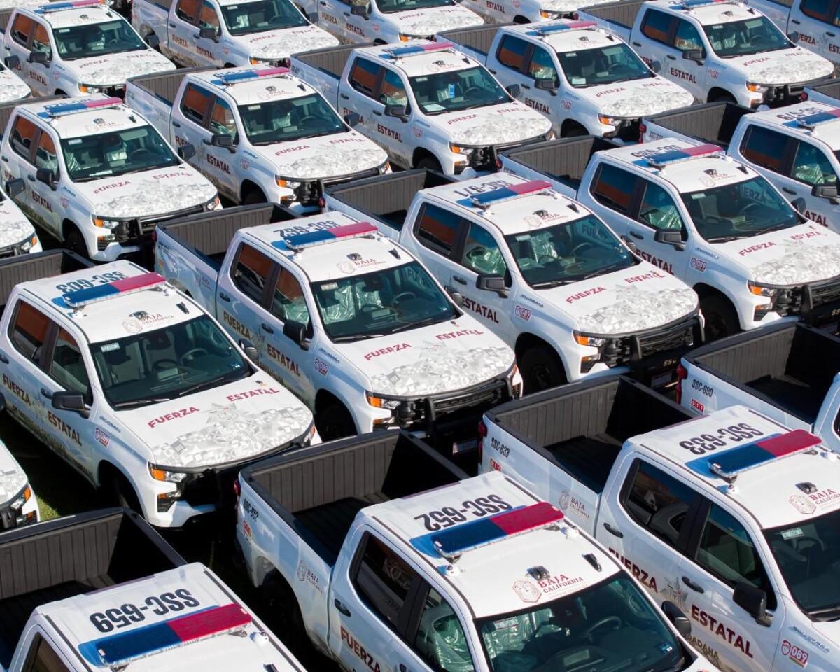 ENTREGA GOBIERNO NUEVAS UNIDADES A LA FUERZA ESTATAL DE SEGURIDAD PARA MEJORAR PROTECCIÓN A LA CIUDADANÍA