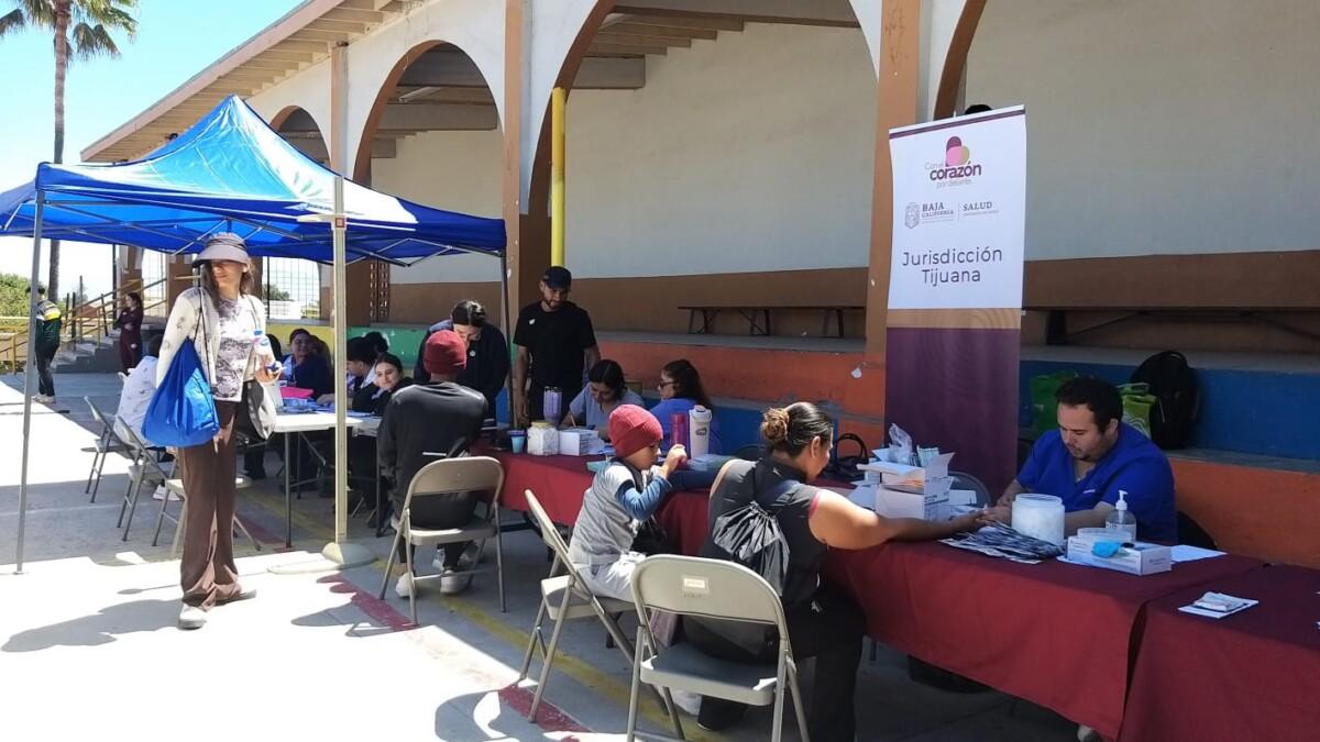 LLEVAN JORNADAS DE SALUD PREVENTIVAS A ALBERGUES MIGRANTES DE TIJUANA
