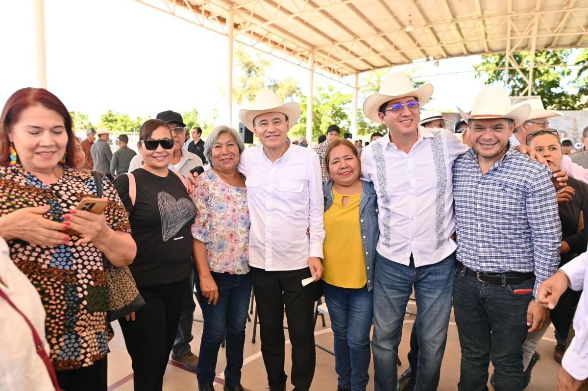 Con apoyos para el campo, salud especializada y becas, Gobernador Durazo cumple a familias del sur de Sonora