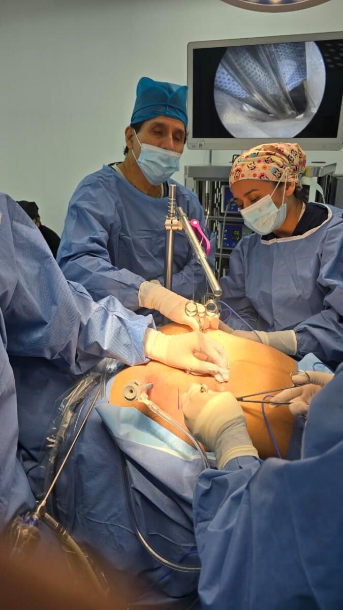 Realizan ISSSTE e IMSS primera cirugía de corrección de pecho hundido en el CMN “20 de Noviembre”