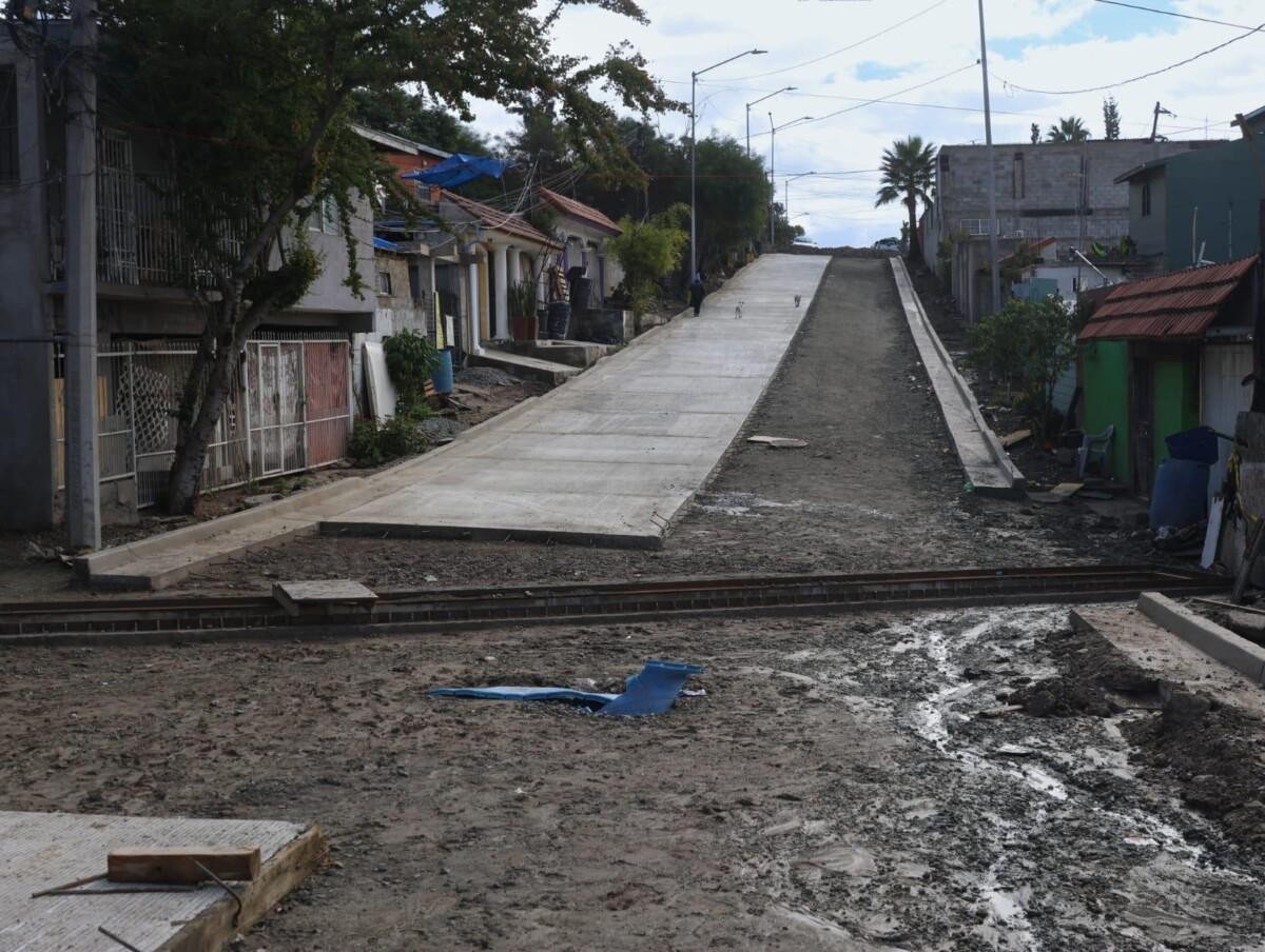 Refuerza Gobierno Municipal infraestructura urbana en colonias de Tijuana