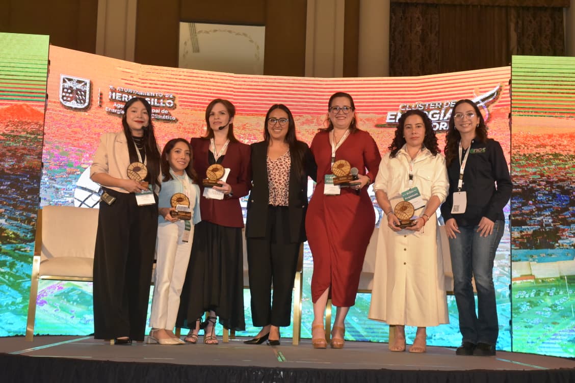 Mujeres líderes coinciden en una transición energética más inclusiva en el Foro Mundial de Energía Solar 2025