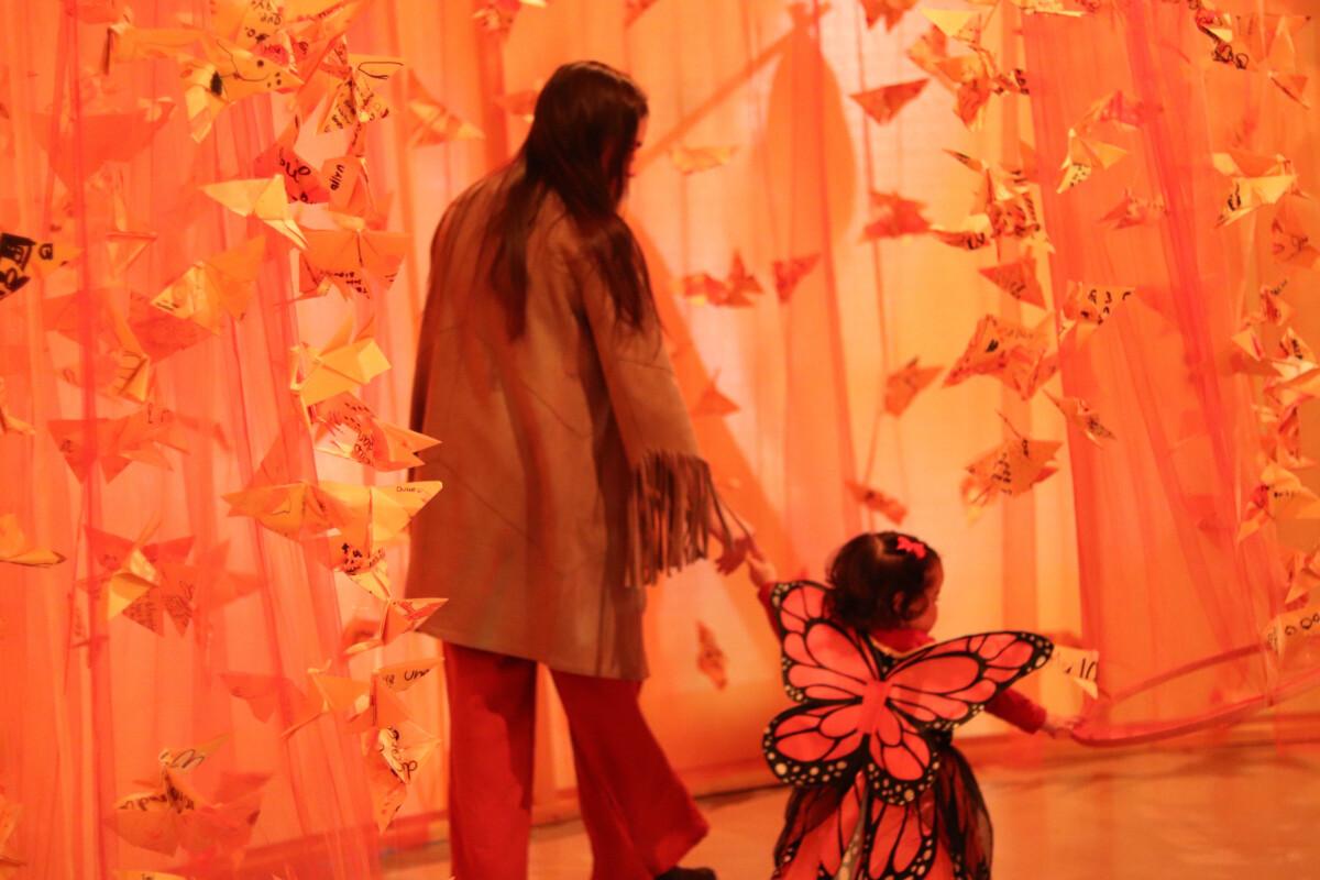 “Pequeñas Alas, Gran Impacto”: la exposición que invita a mirar la migración desde la bondad