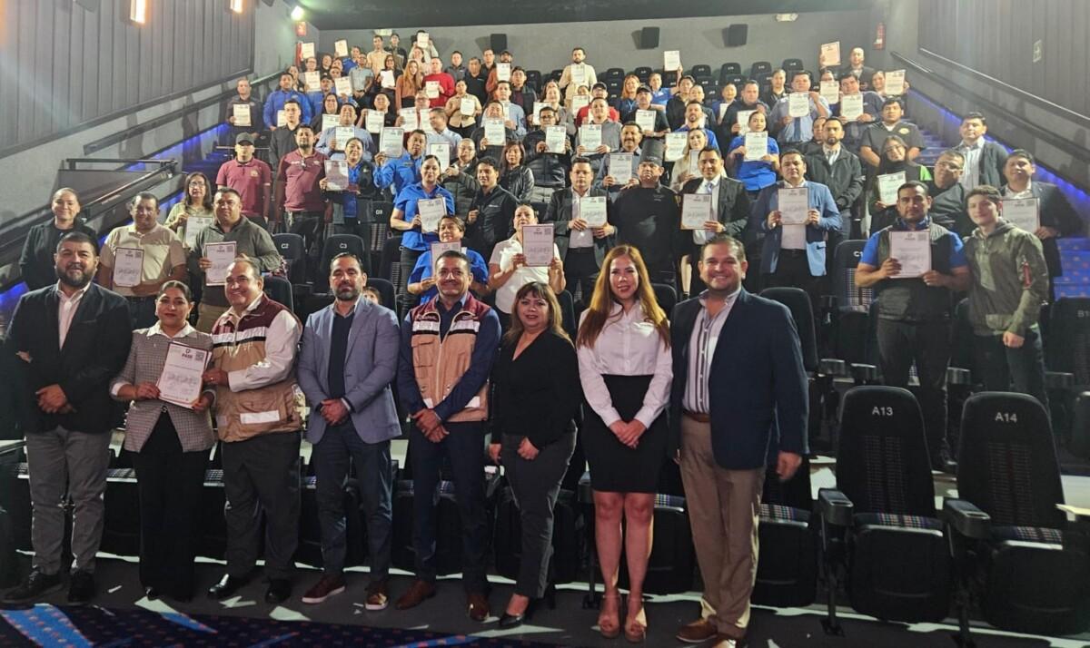 ENTREGA COEPRIS BC 70 RECONOCIMIENTOS A RESTAURANTES QUE CUMPLEN EL PROGRAMA PASE