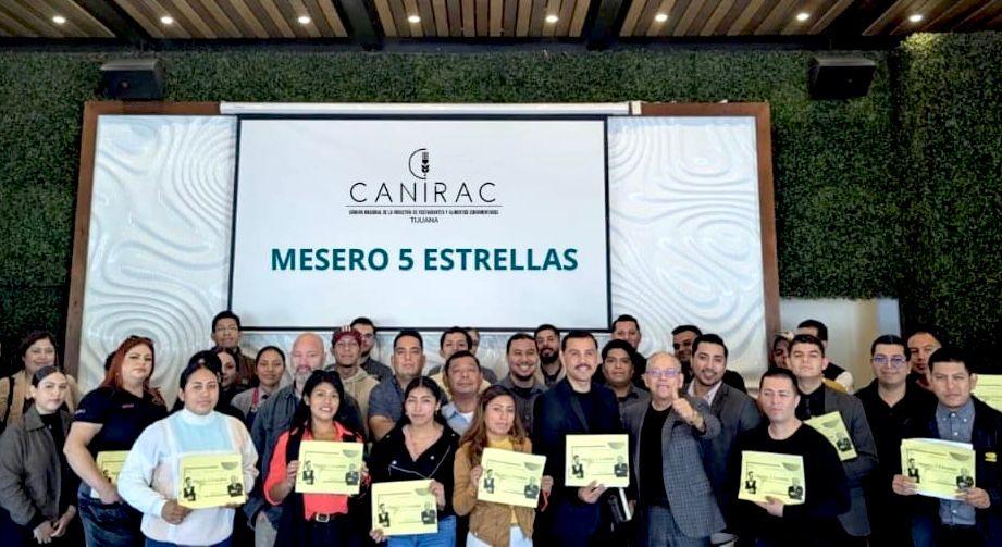 IMPULSA CANIRAC LA EXCELENCIA EN EL SERVICIO AL CLIENTE CON TALLER “MESERO 5 ESTRELLAS”