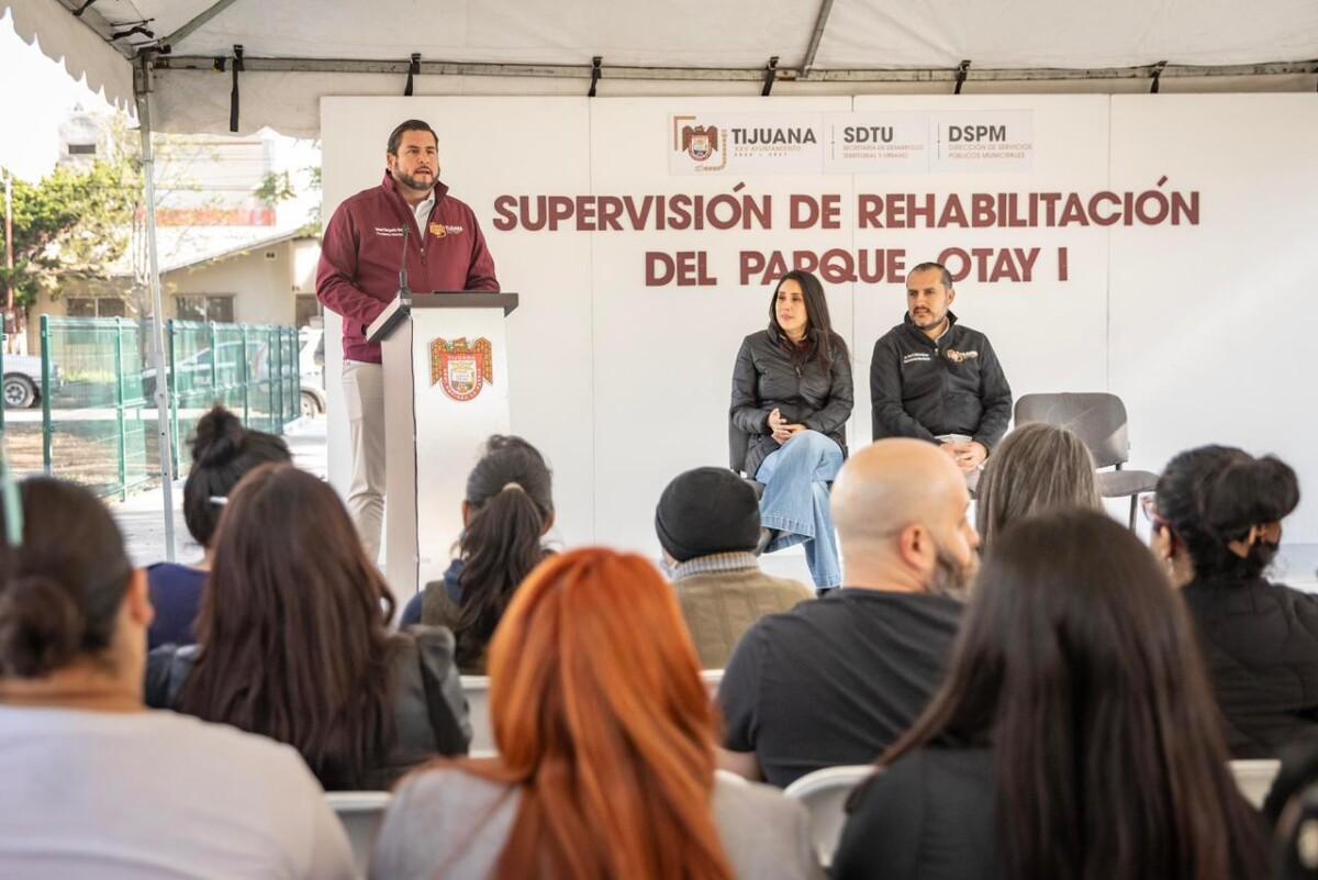 Supervisa Ismael Burgueño avance en rehabilitación del Parque Otay I