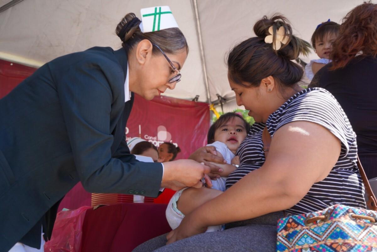 INVITAN A VACUNARSE Y PREVENIR INFECCCIONES RESPIRATORIAS EN EL MARCO DEL DÍA MUNDIAL CONTRA LA NEUMONÍA