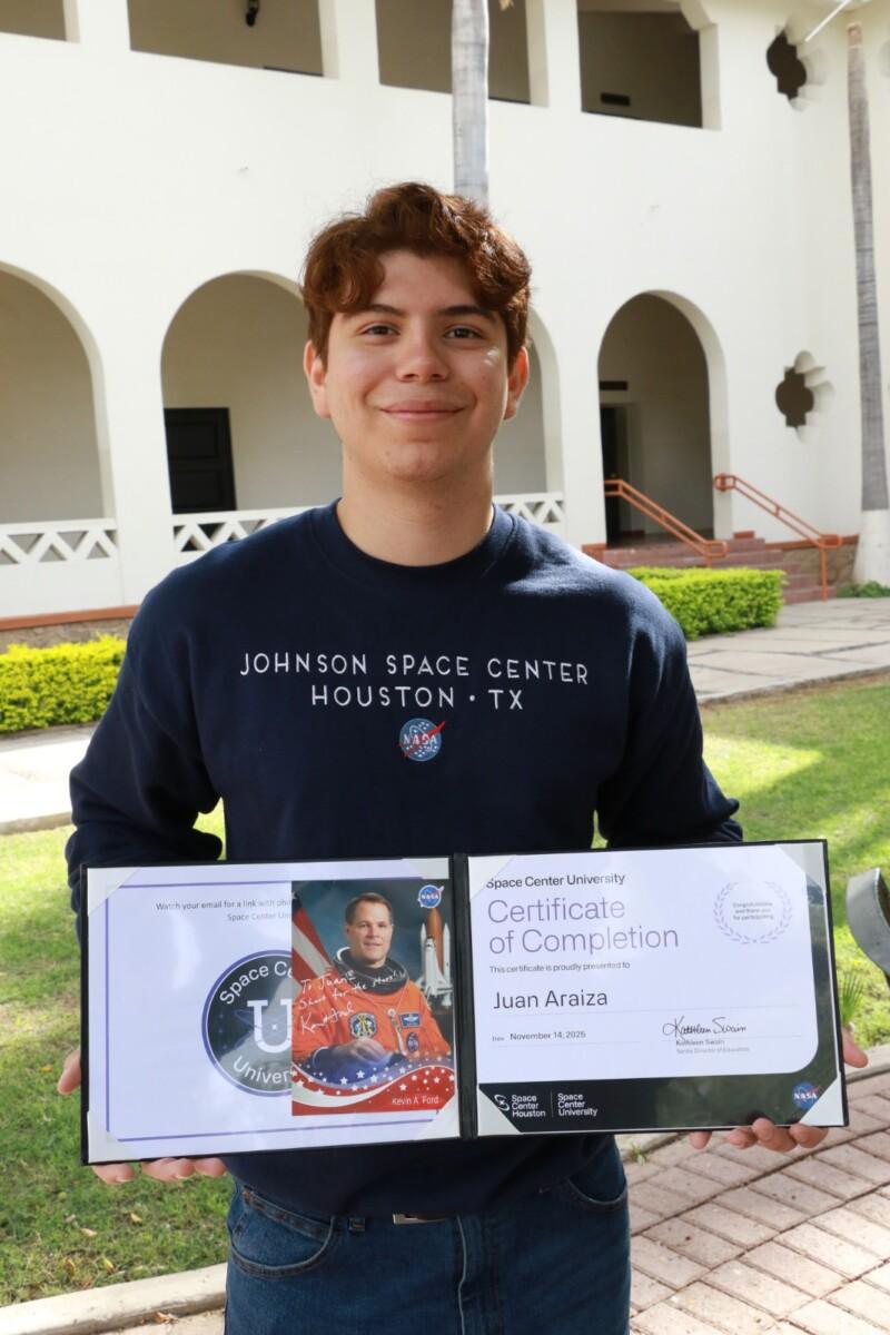 Estudiante de la Unison presenta proyecto de material y sistema informático ante la NASA