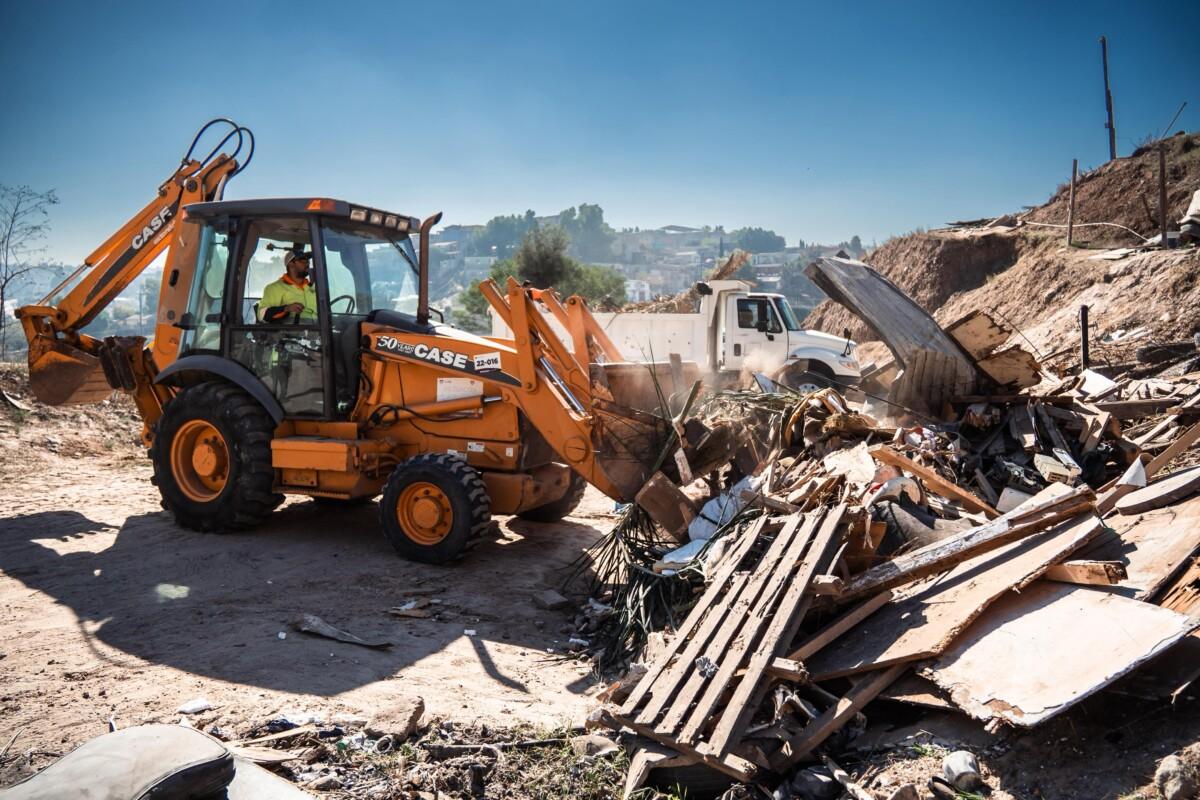 Realiza Gobierno Municipal acciones del programa ‘Tijuana: Ciudad Limpia’ en Otay Centenario y Sánchez Taboada
