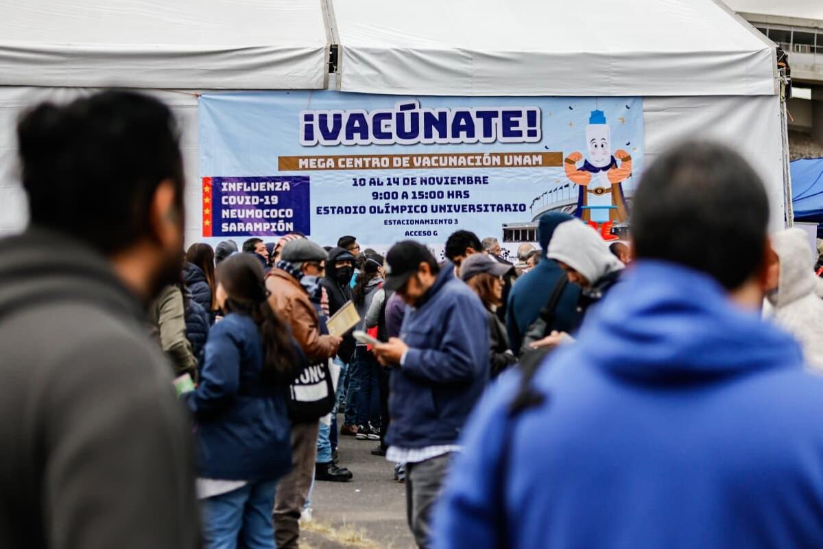 Participa ISSSTE en Megacentro de Vacunación del Estadio Olímpico Universitario