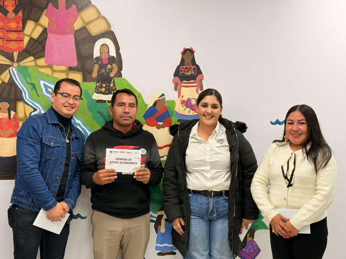 Entrega Gobierno Municipal apoyos económicos a comunidades indígenas y afromexicanas