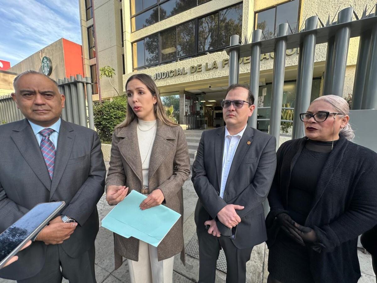 ADMITEN A TRÁMITE AMPAROS CONTRA REFORMA A LA LEY DE AMPARO: BARRAS Y COLEGIOS DE ABOGADOS.