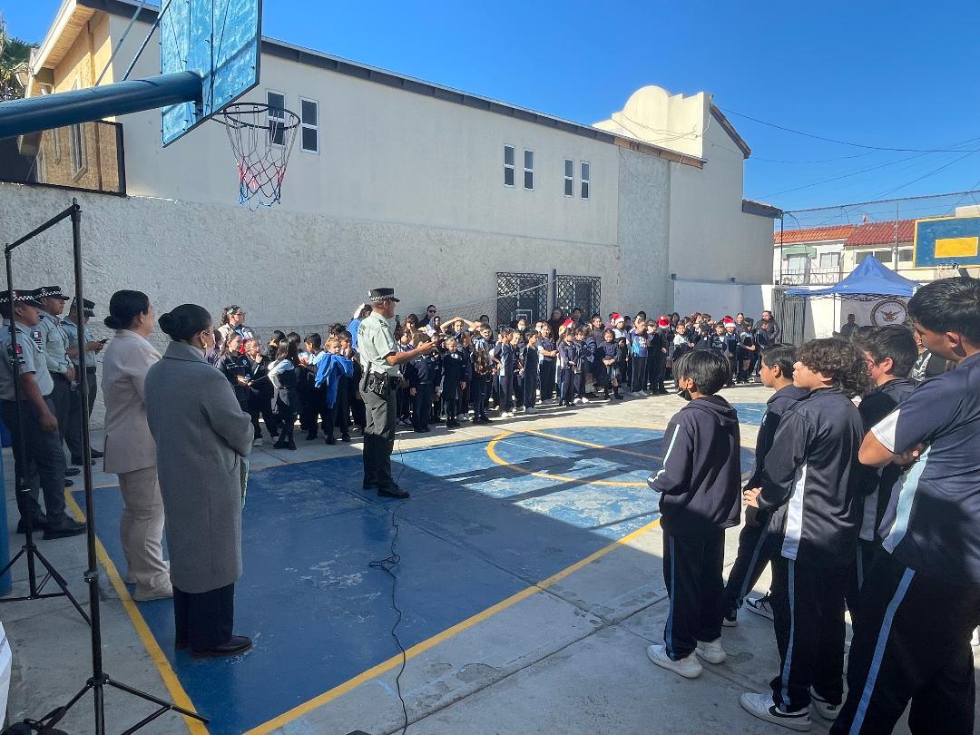 “Guardia Nacional, concientiza a los jóvenes de BC, sobre los riesgos de los delitos cibernéticos como el sexting”.