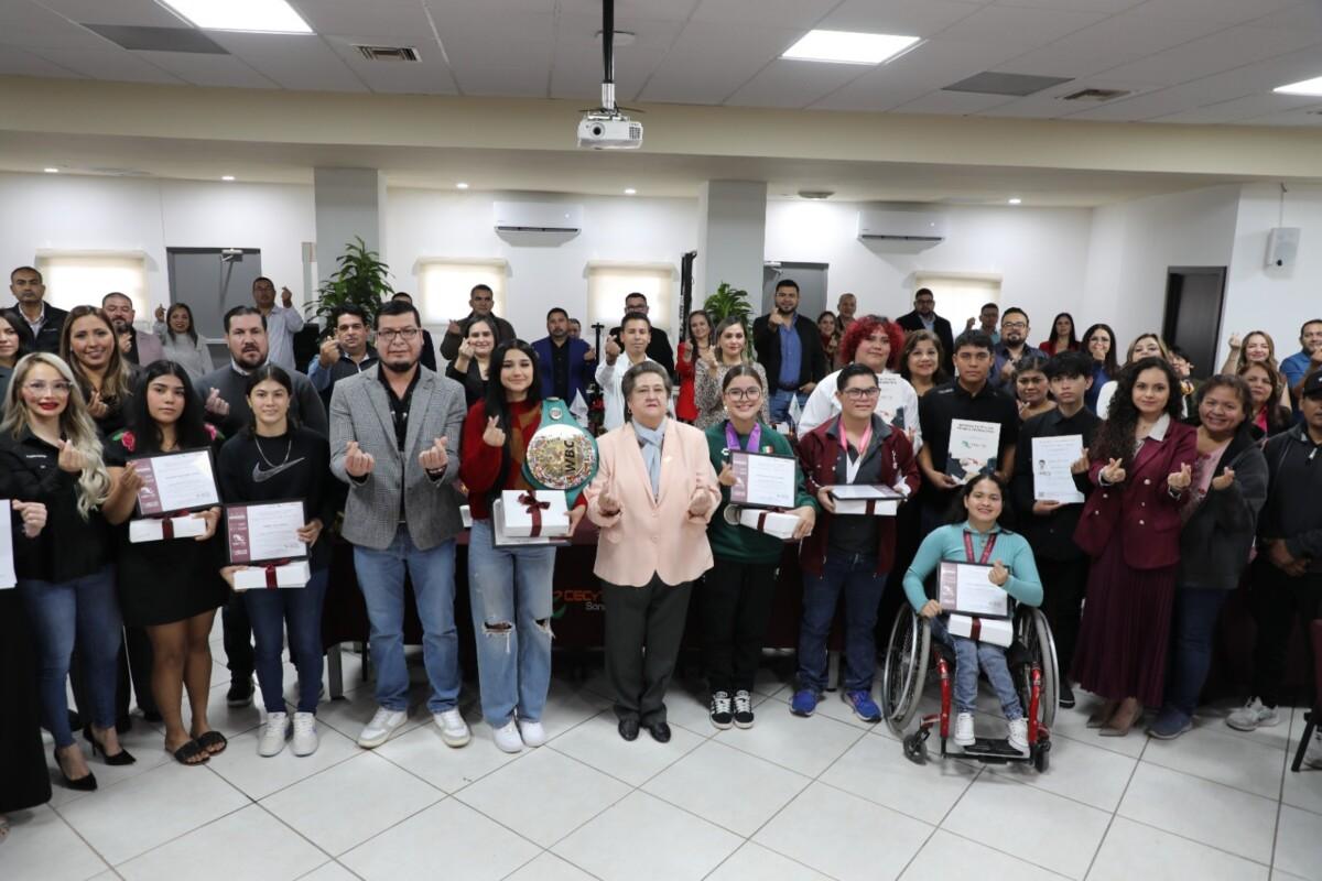 Realiza Cecyte Sonora Segunda Reunión Estatal de Directoras y Directores• También entregó reconocimientos a la Trayectoria Deportiva 2025