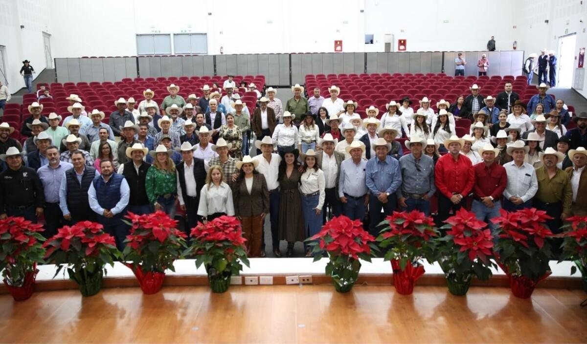 Sagarhpa fortalece liderazgo ganadero femenino y avanza en sanidad pecuaria durante el 11vo Encuentro Ganadero