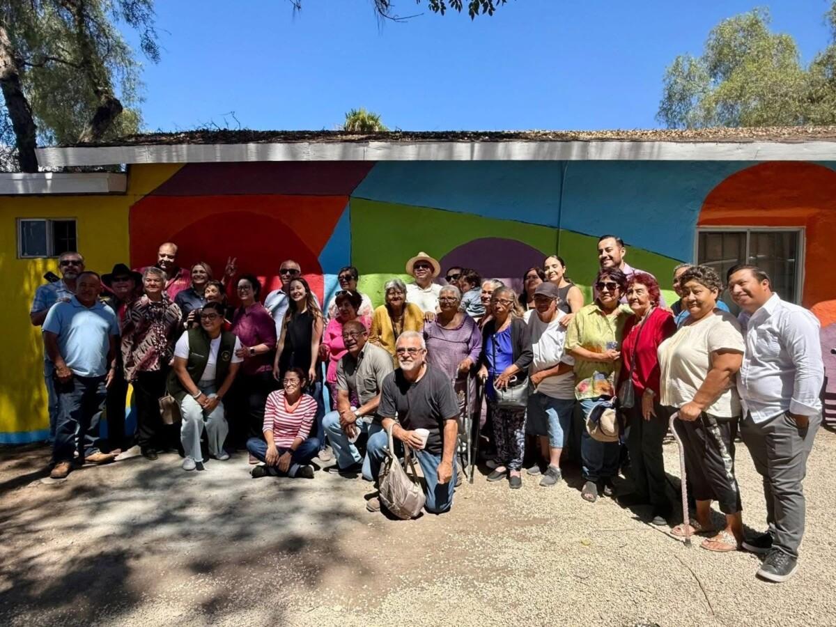 Adultos mayores, prioridad del gobierno municipal, Rosarito: mejora histórica en la Casita de Paja