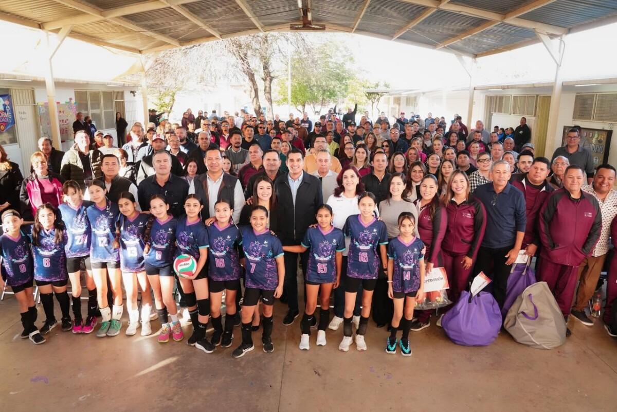 Entrega Gobierno de Sonora material deportivo a docentes de Educación Física: SEC